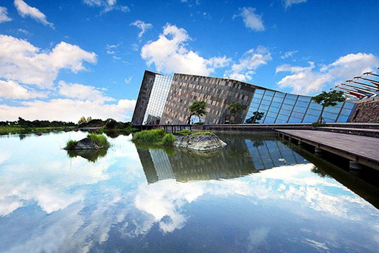 Migratory Birds Hotel Тоучэн Экстерьер фото